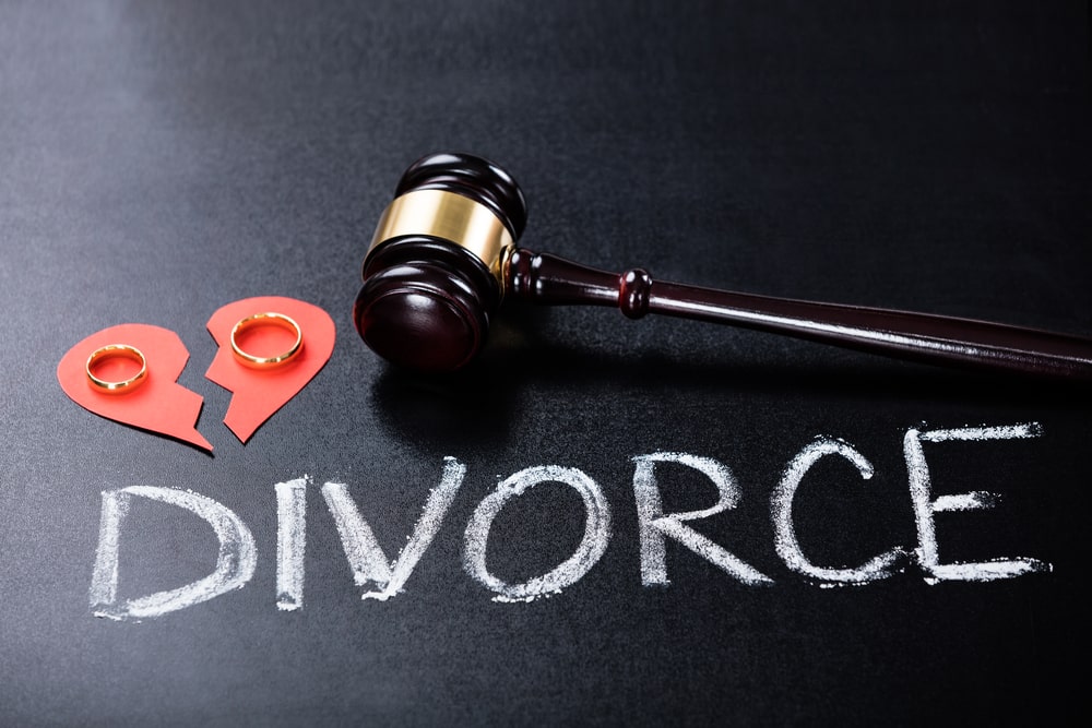 You are currently viewing Hiring A Divorce Lawyer For A Smooth Process